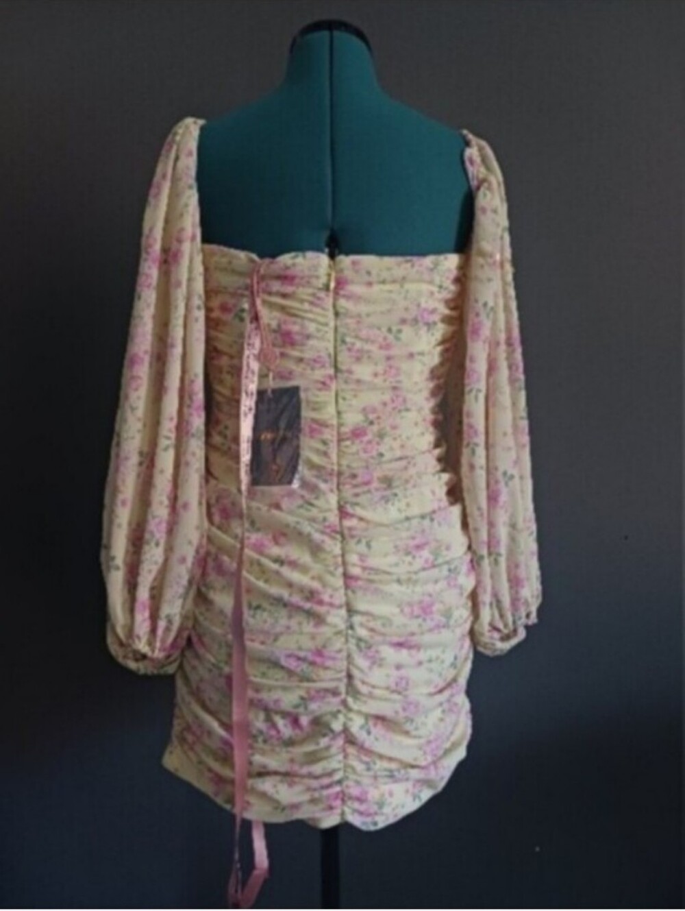 NWT House Of Cb London Giovanna Lemon Print Fkoral Mini Dress Size L - Picture 5 of 9